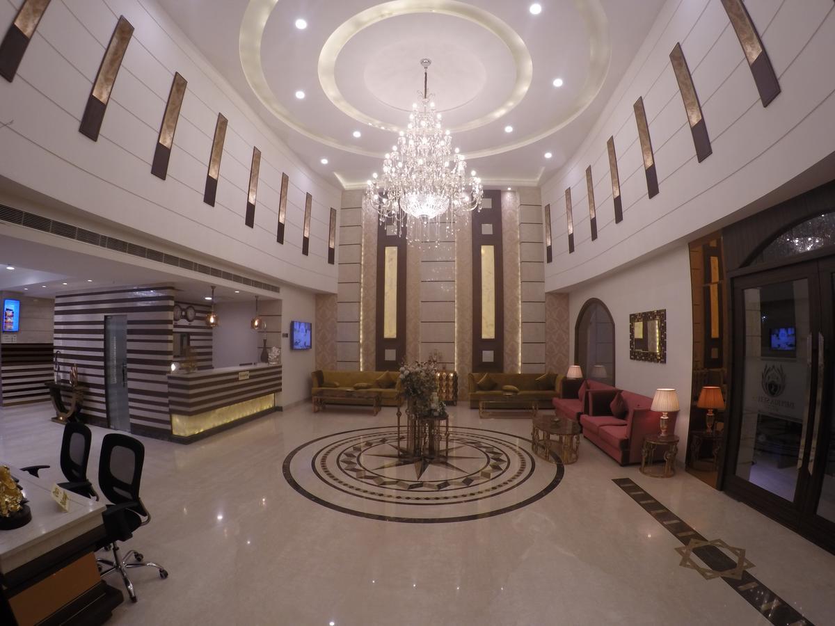 Hotel Imperia Suites Jalandhar Exteriör bild