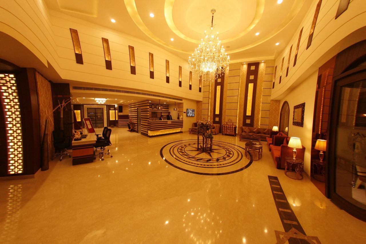 Hotel Imperia Suites Jalandhar Exteriör bild
